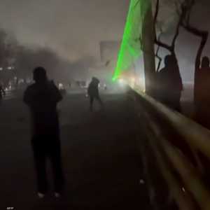 تواجه إيران مظاهرات حاشدة في أنحاء البلاد