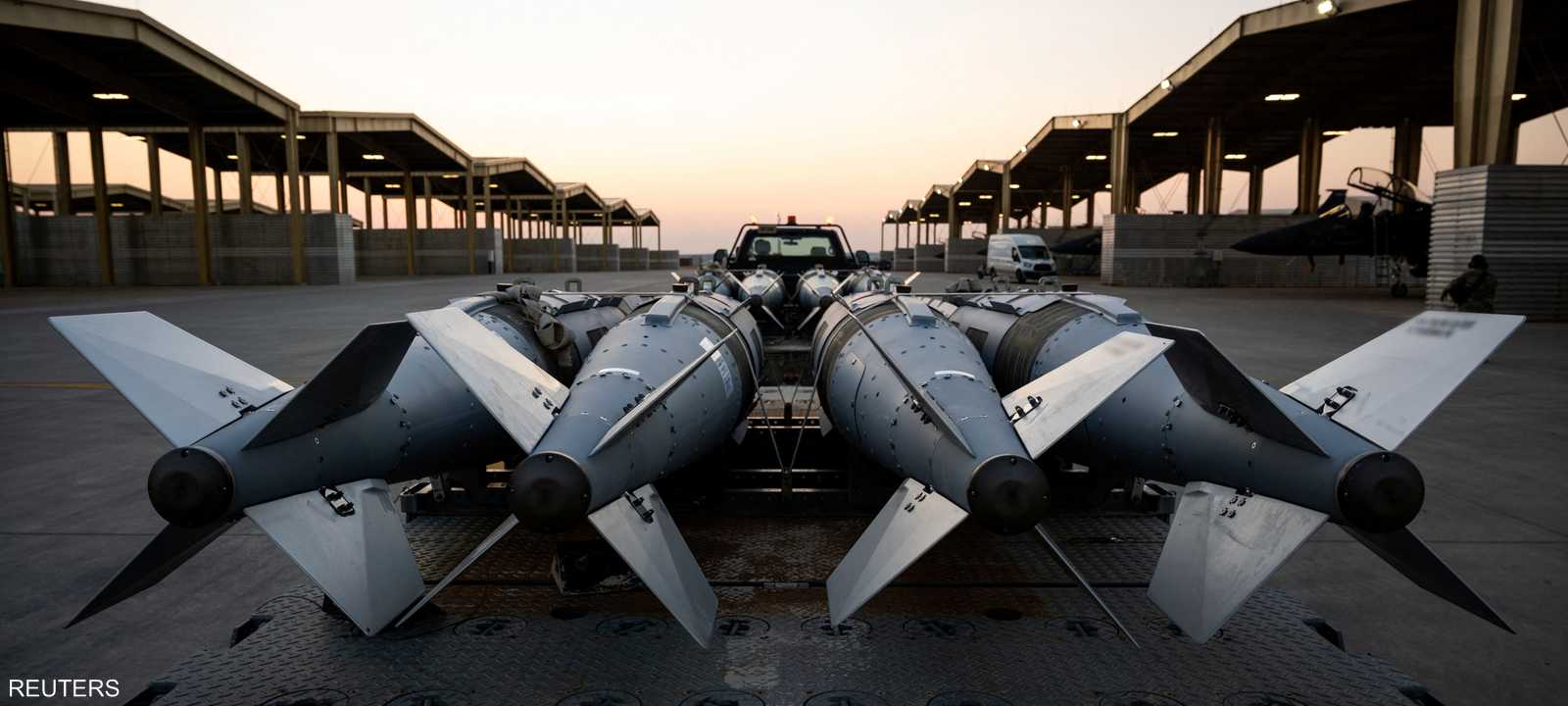 تعتمدُ واشنطن على قاذفاتٍ وطائرات بعيدة المدى