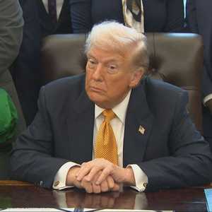 ترامب: أُبلغنا بأن عمليات القتل في إيران قد توقفت