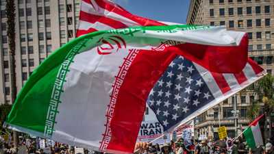 رغم "مسكنات" ترامب.. استعدادات واشنطن لضرب إيران مستمرة