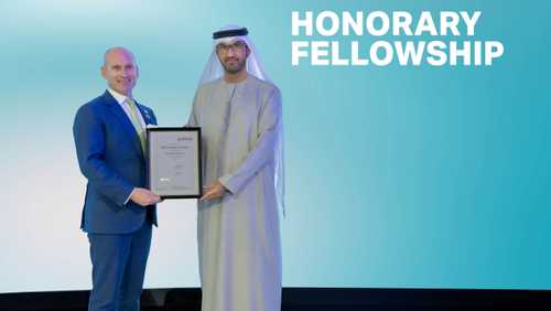 الجابر ينال زمالة معهد الطاقة لدفع أنظمة طاقة عالمية مستدامة