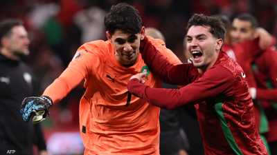 ياسين بونو يهدد الرقم التاريخي للحضري في كأس أمم إفريقيا