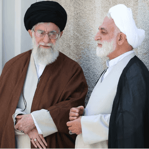 غلام حسين محسني إجئي رفقة خامنئي