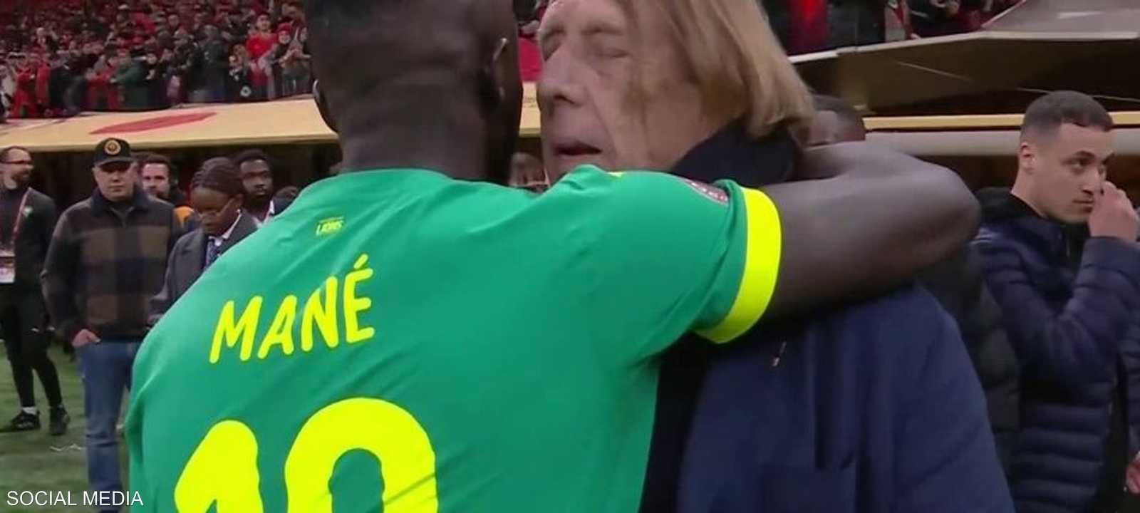 لوروا ظهر مع ماني وقت انسحاب لاعبي السنغال