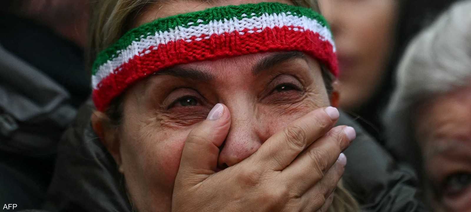 شعور بـ"الهزيمة" يخيم على فئة واسعة من الإيرانيين