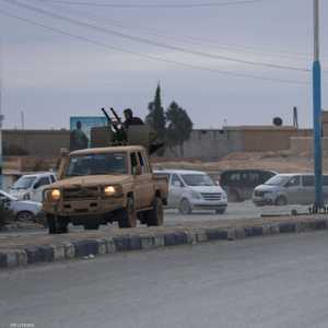 مركبة تقل مقاتلين من قوات سوريا الديمقراطية (قسد)