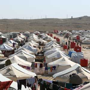 مخيم الهول يضم آلاف النساء والأطفال من عائلات مرتبطة بداعش