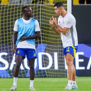 مكالمة جمعت رونالدو وماني