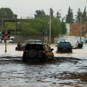 الفيضانات شلت الحياة في مدن تونسية عدة