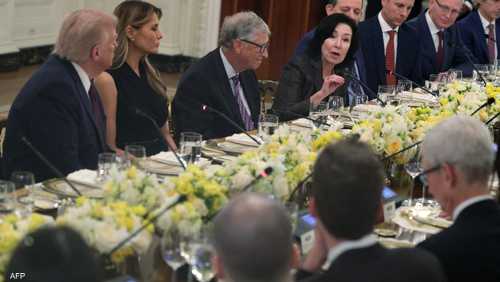 ترامب مع رؤساء شركات التكنولوجيا الكبرى