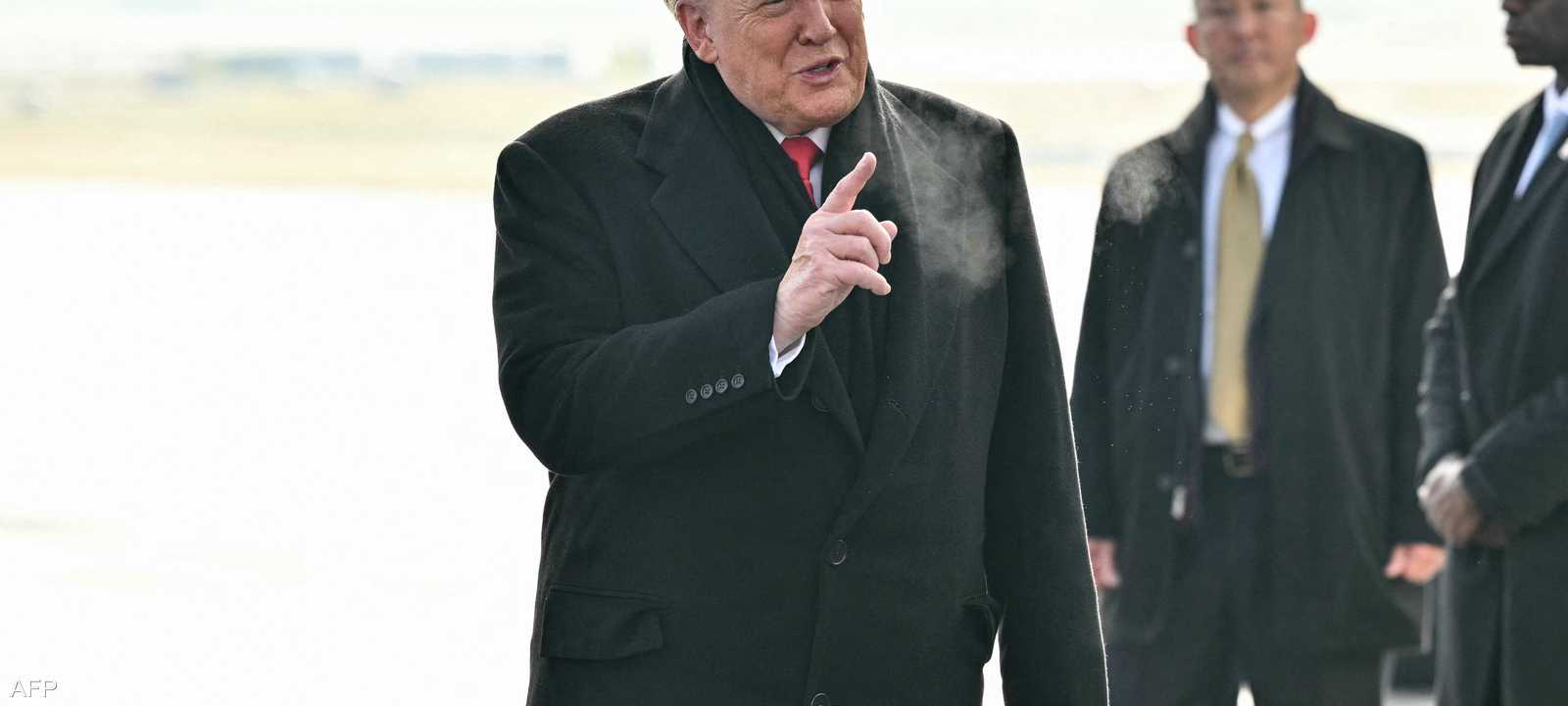 أعلن ترامب أنه سينظم اجتماعا حول غرينلاند