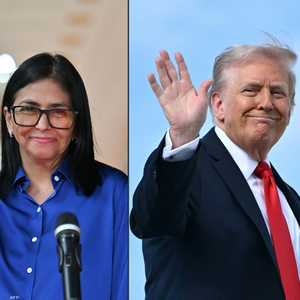 ترامب (يمين الصورة) وديلسي رودريغيز (يسار الصورة)