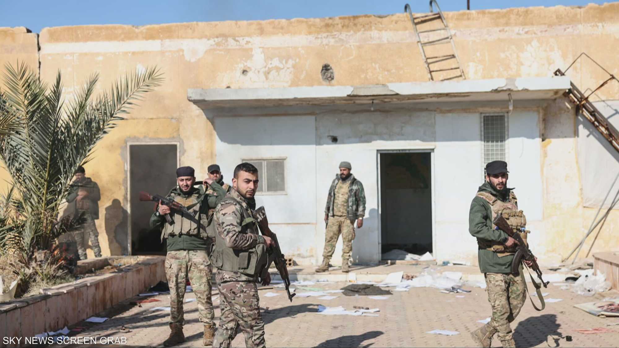 سوريا.. الجيش يسيطر على مخيم الهول