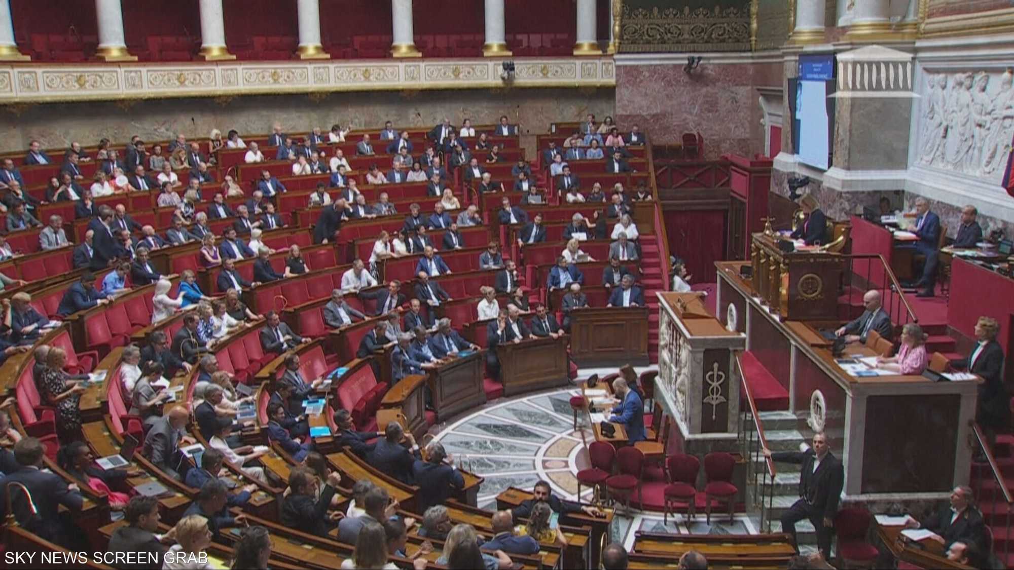 فرنسا تسعى لوضع حد لتغلغل تنظيم الإخوان في البلاد