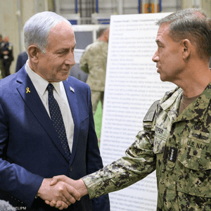 لقاء سابق بين براد كوبر وبنيامين نتنياهو