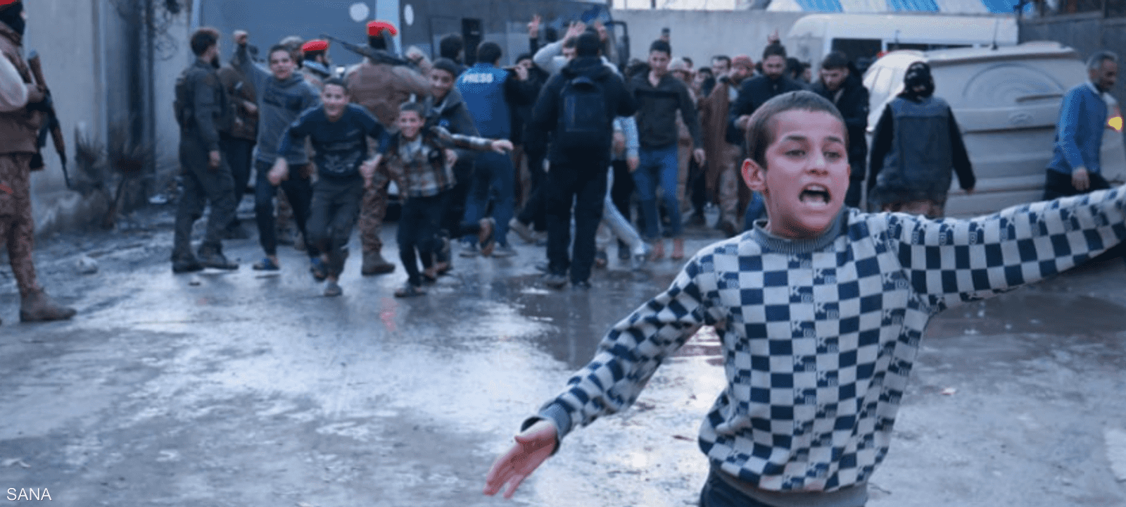 صورة أطفال محررين من سجن الأقطان