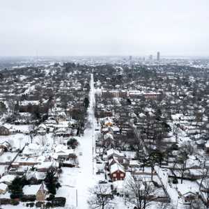 أعلنت 17 ⁠ولاية حالات طوارئ بسبب الطقس