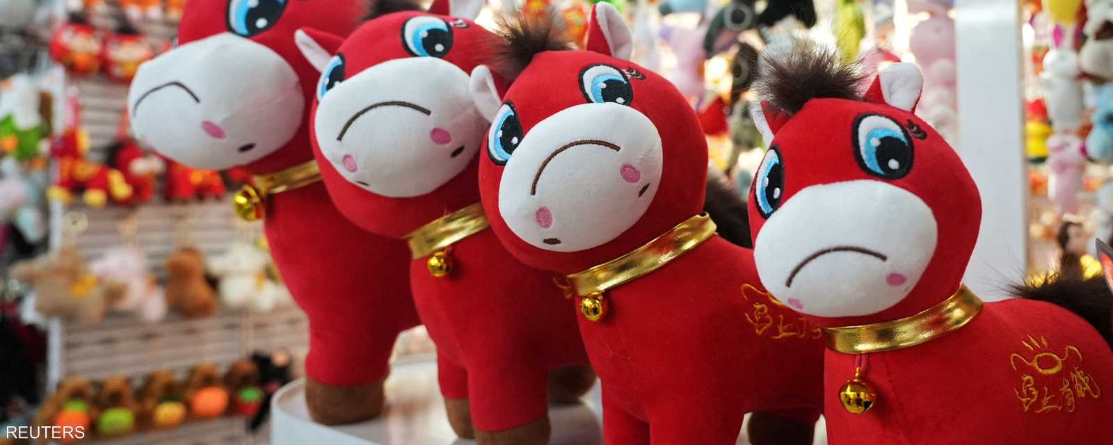 دمية الحصان الباكي تحصد الإعجاب في الصين