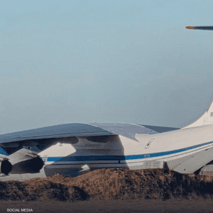 تضم القاعدة الروسية في مطار القامشلي أكثر من 100 عسكري