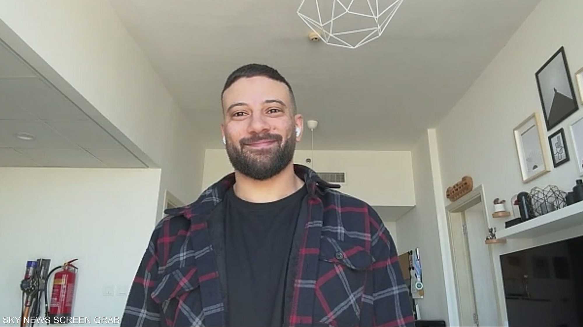 محمد بربري.. صناعة محتوى فكاهي بأسلوب ساخر