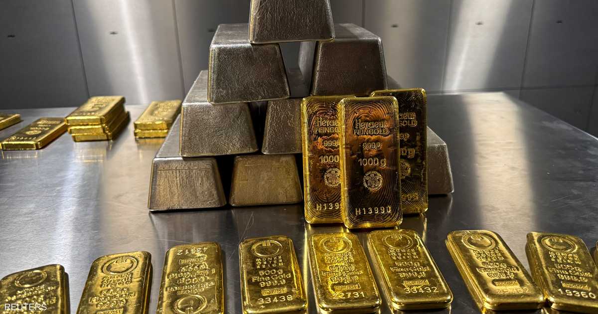 الذهب يتجه لأسوأ أداء شهري منذ 17 عاما