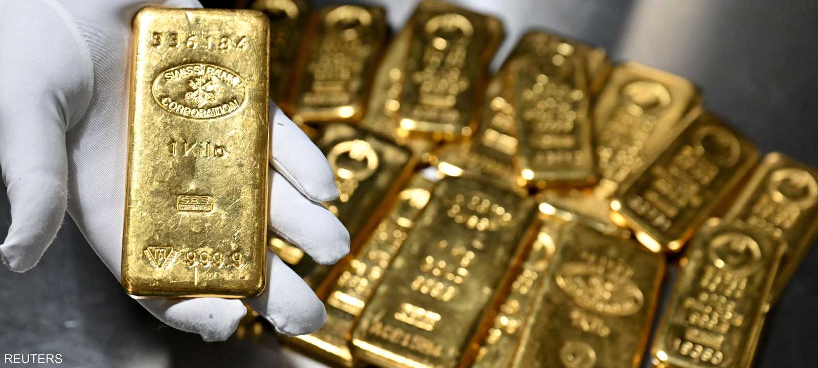 هل نحن أمام "انفجار" وشيك في أسعار الذهب؟