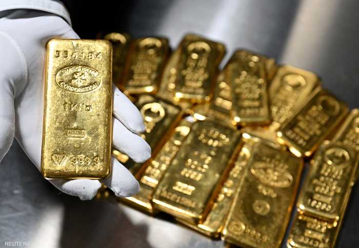 هل نحن أمام "انفجار" وشيك في أسعار الذهب؟