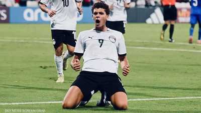 الصفقة تمت.. موهبة مصر إلى برشلونة وهذه شروط الانتقال