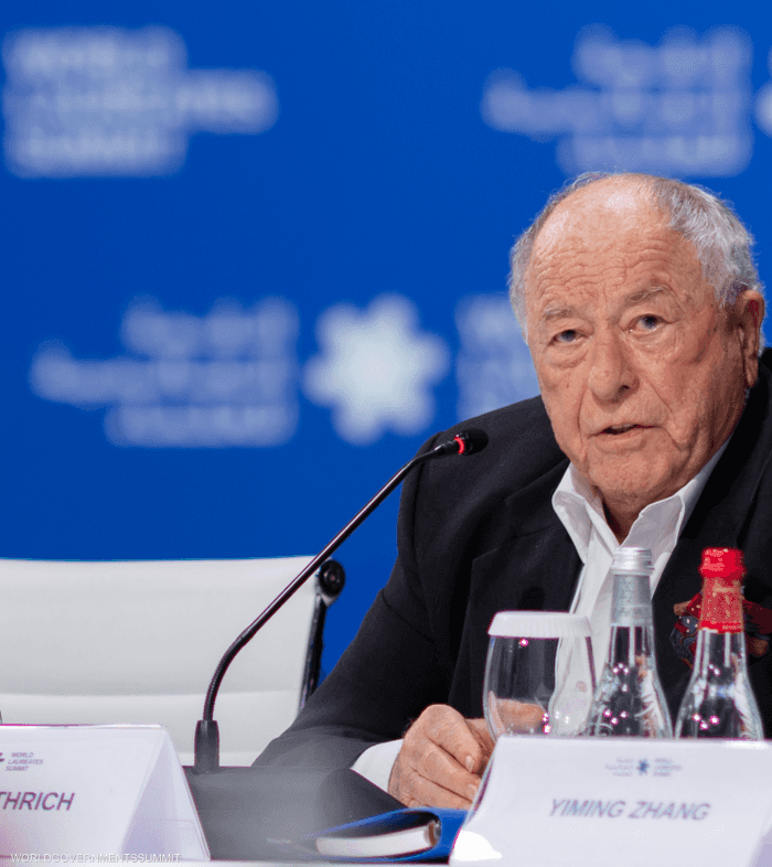 ووثريتش: من المهم الاستمرار في مناقشة تأثير الذكاء الاصطناعي