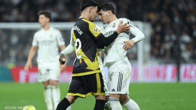 صور "مشادة" بين دياز وأخوماش تشعل مواقع التواصل في المغرب