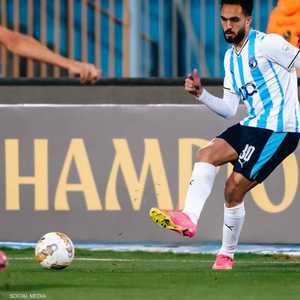 من المباراة بين الفريقين