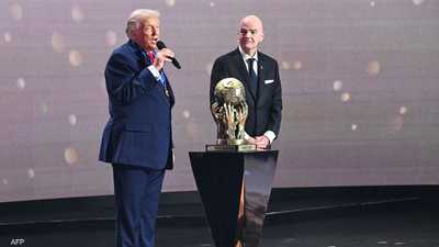 إنفانتينو يعتذر عن "مزحة المشجعين" البريطانيين