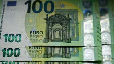 21 صديقا يفوزون بجائزة "يانصيب" قيمتها 123 مليون يورو