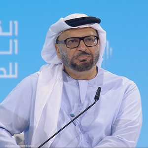 أنور قرقاش المستشار الدبلوماسي لرئيس الإمارات