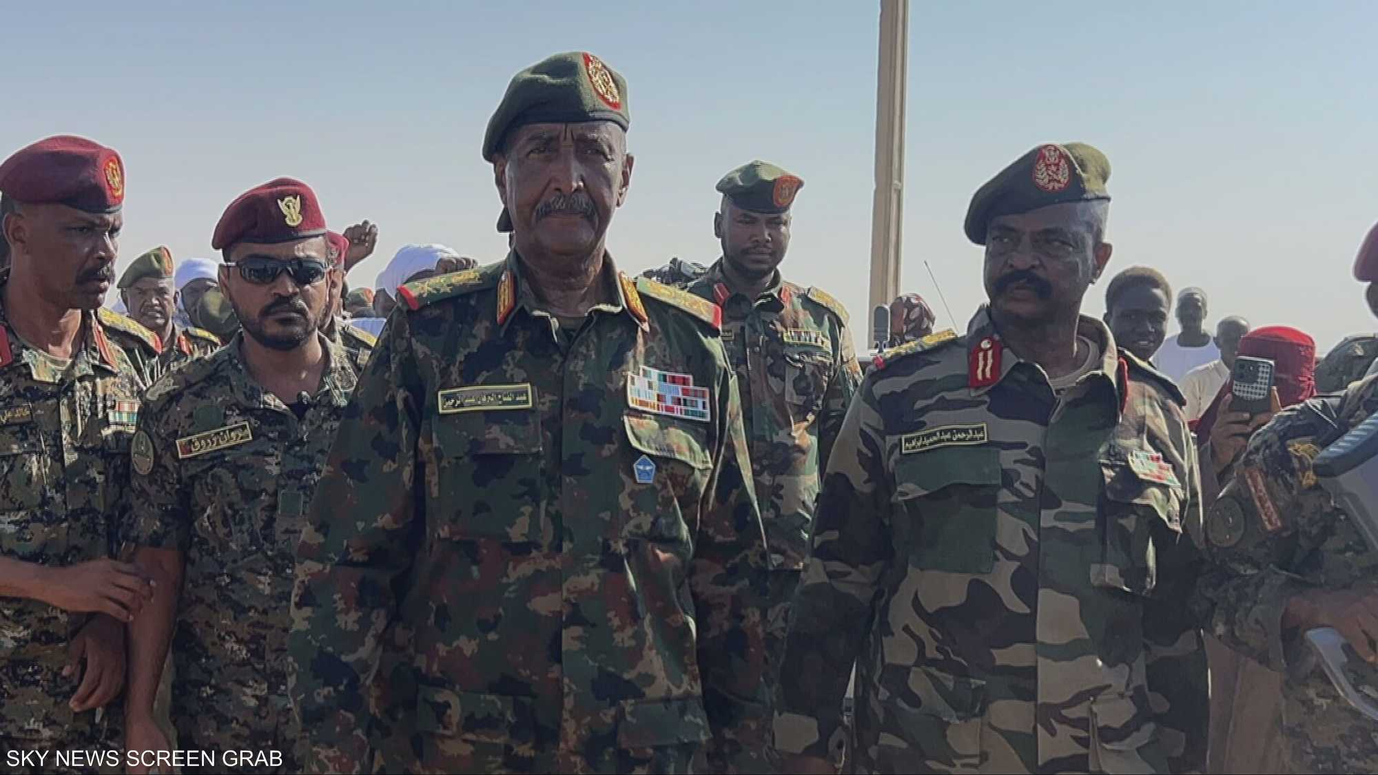 السودان.. البرهان يعلن فك الحصار عن كادوقلي وسط البلاد