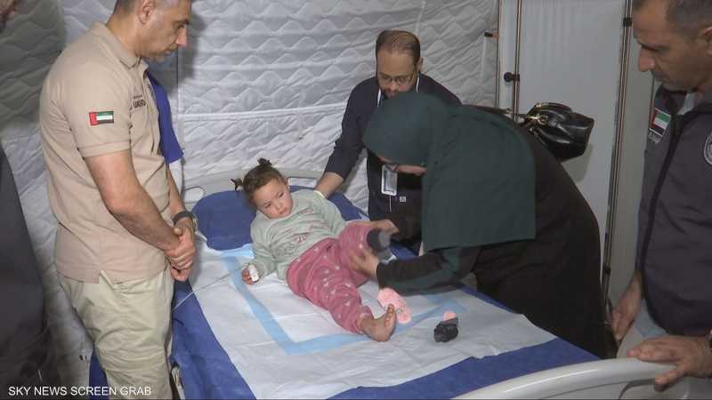 المستشفى الإماراتي العائم يستقبل مجموعة جديدة من الفلسطينيين