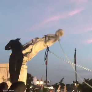 تعرض التمثال للتدمير عام 2020