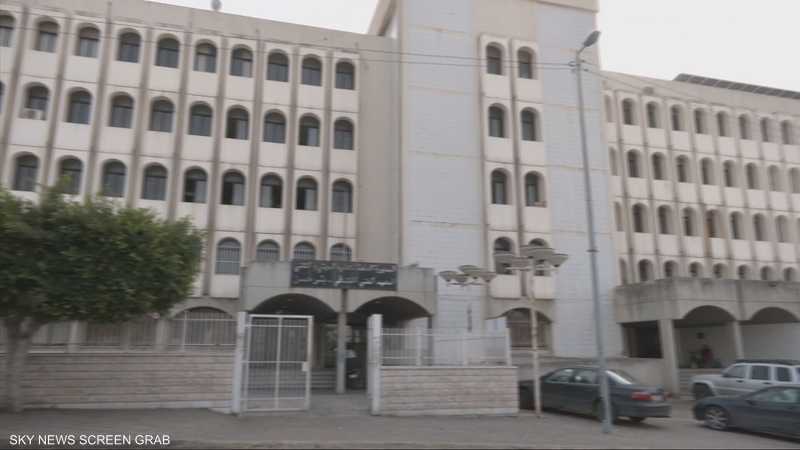 إضرابات لموظفي الحكومة اللبنانية للمطالبة بزيادة رواتبهم