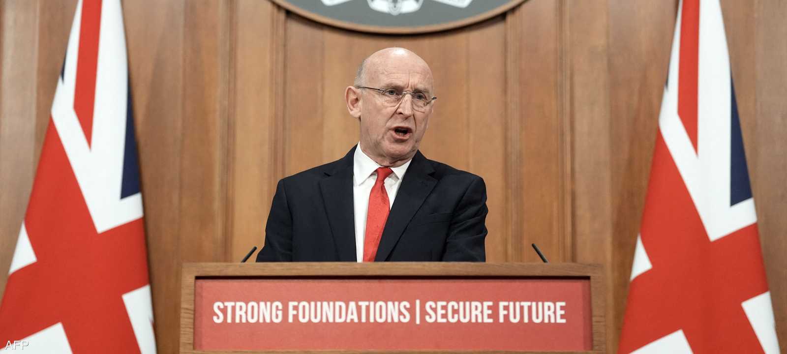 وزير الدفاع البريطاني جون هيلي