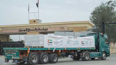 دخول أول دفعة من مساعدات "سفينة صقر الإنسانية" إلى غزة