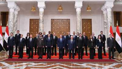 السيسي يدعم الحكومة الجديدة.. ويشدد على "الجدارة والكفاءة"