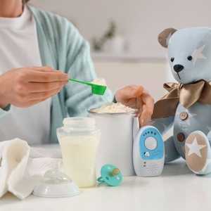 تحقيقات موسعة في فرنسا بشأن حليب أطفال ملوث.. أرشيفية