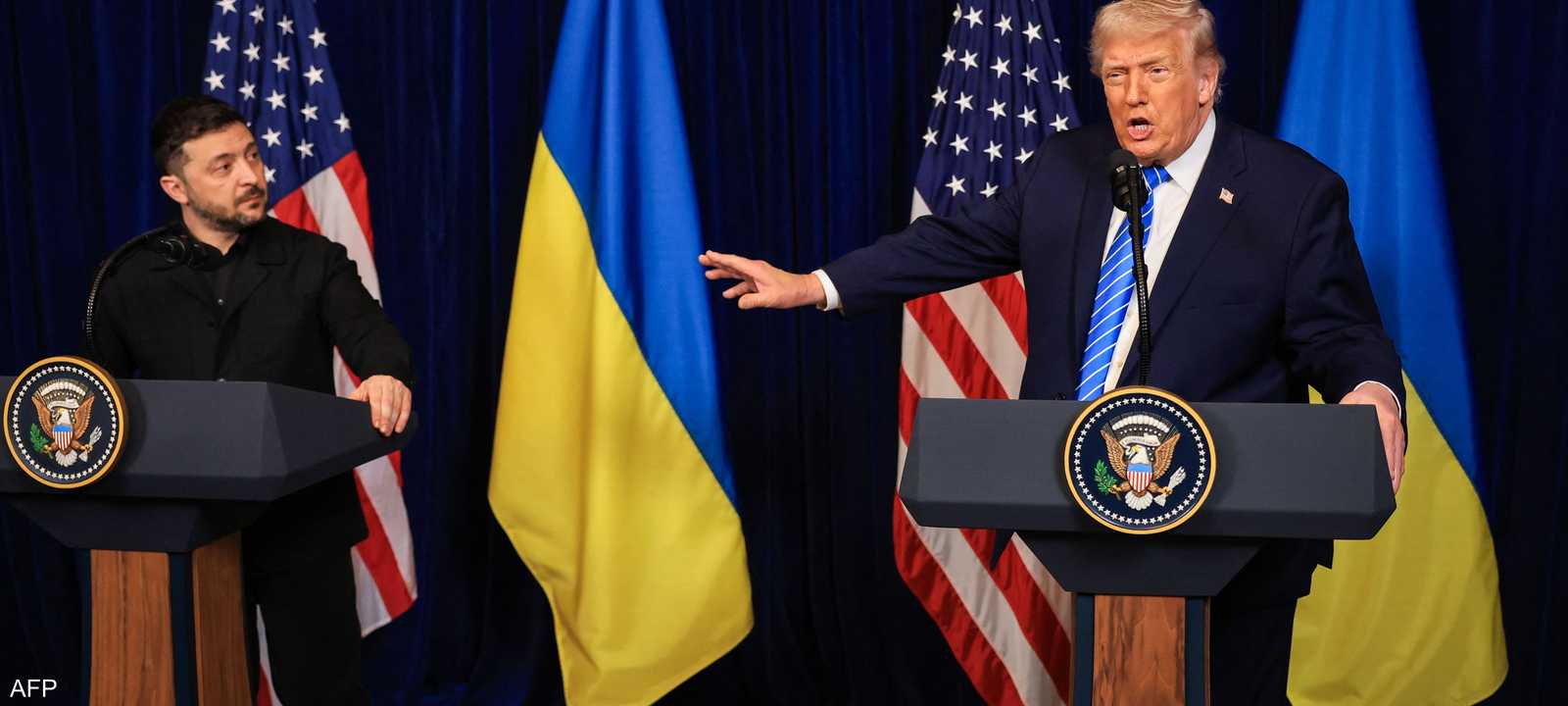 ترامب (يمين الصورة) وزيلينسكي
