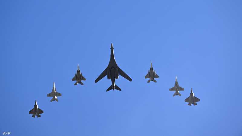 طائرات تابعة لسلاح الجو والبحرية الأميركية