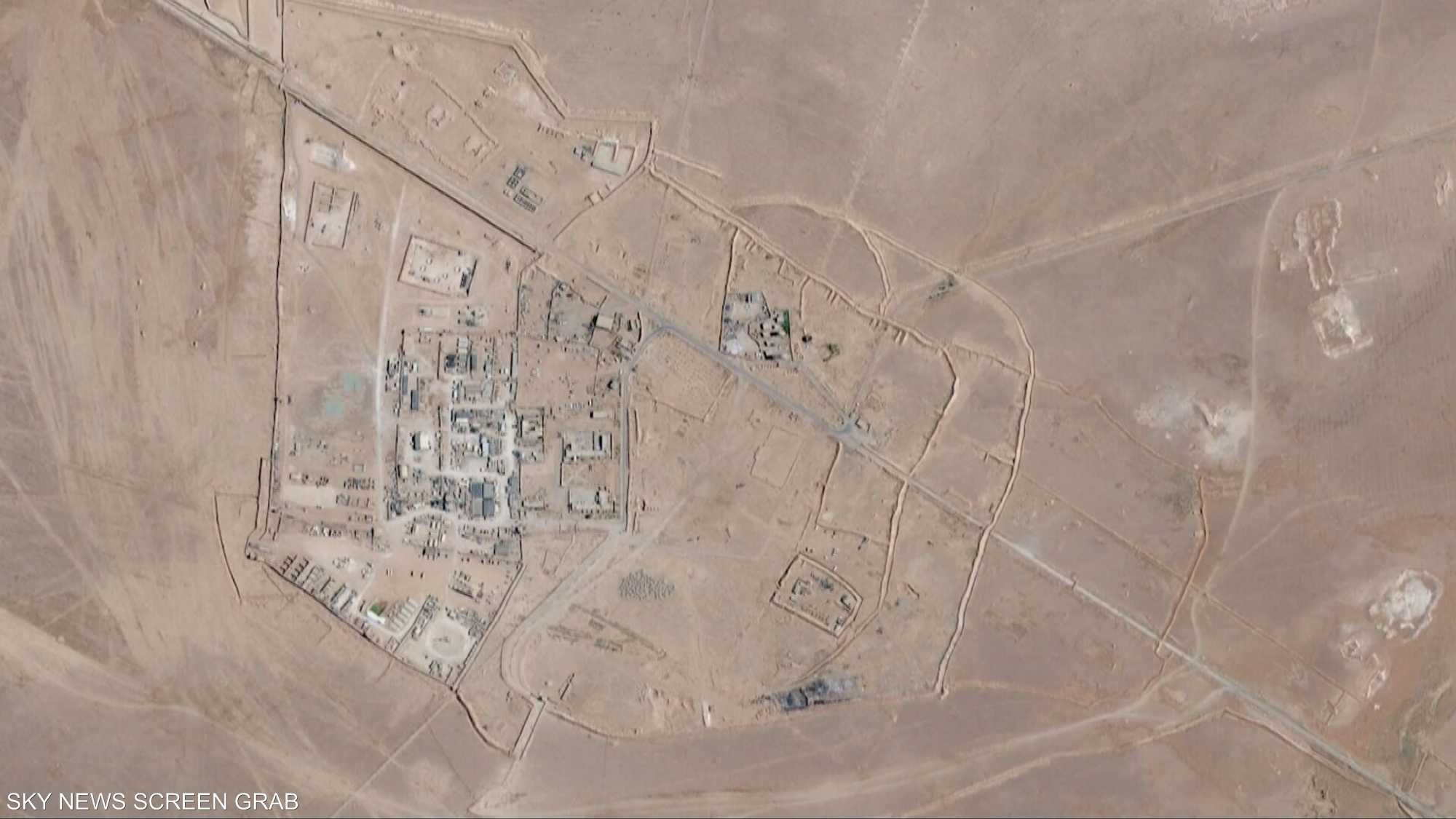 الدفاع السورية تتسلم قاعدة عسكرية جديدة من القوات الأميركية