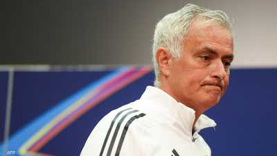 "صداقة كبيرة" مع بيريز.. مورينيو يوضح بشأن العودة إلى الريال