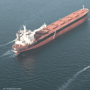 صورة من المناورات التي يجريها الحرس الثوري