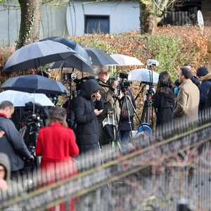 وسائل الإعلام حاضرة في مكان انعقاد المحادثات