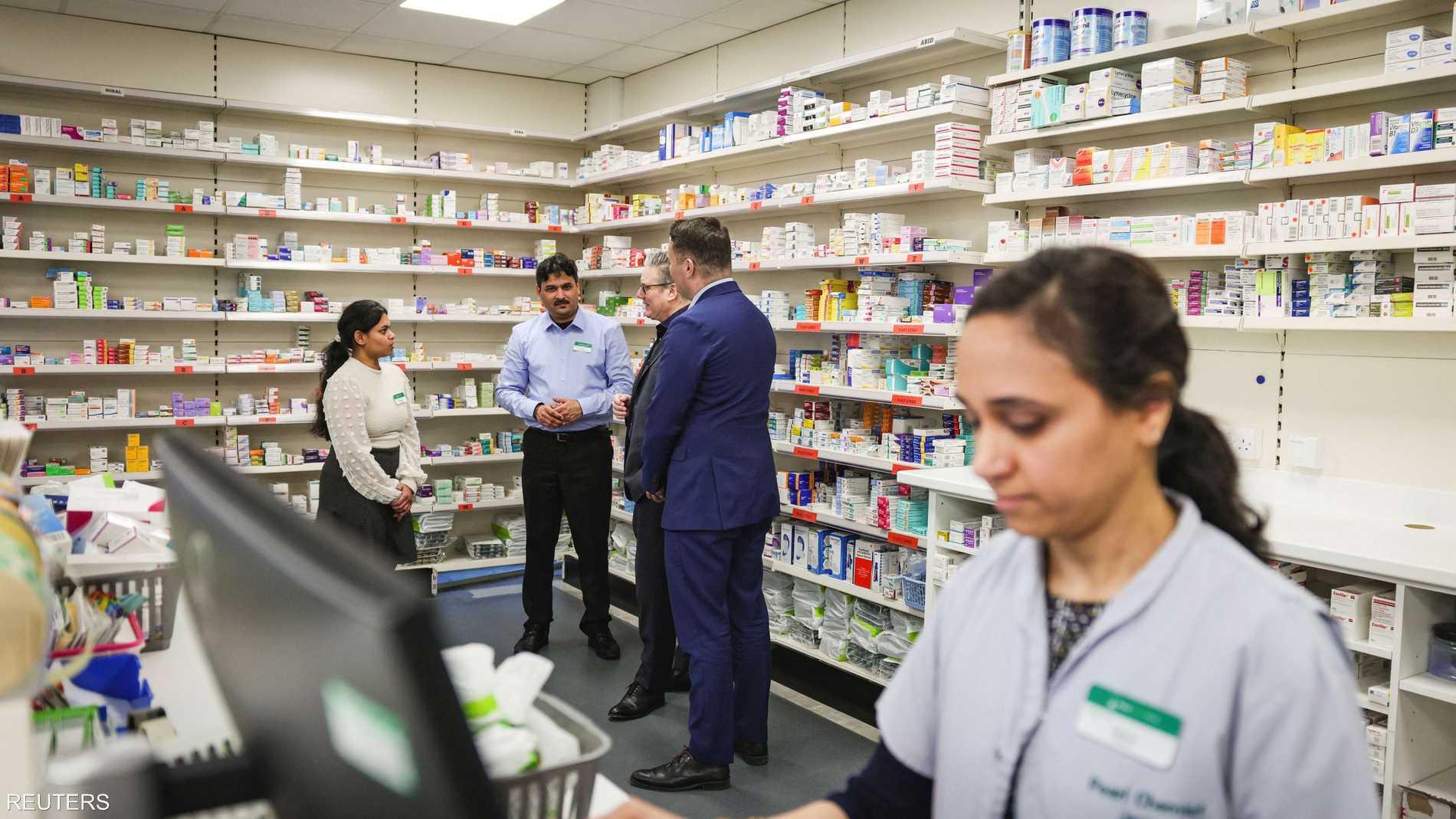 ثلثا الصيدليات في بريطانيا معرضة لخطر "الإغلاق الوشيك" 