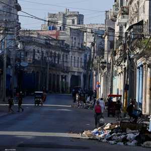 أدى نقص الوقود إلى تعطيل شاحنات جمع النفايات في الأحياء
